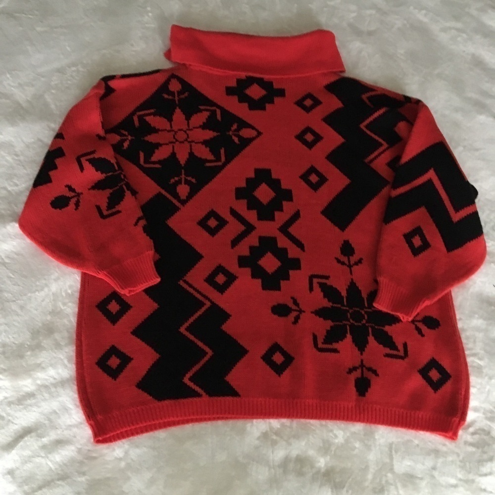 #10 Stefano International women’s red and black sweater size one size fits all